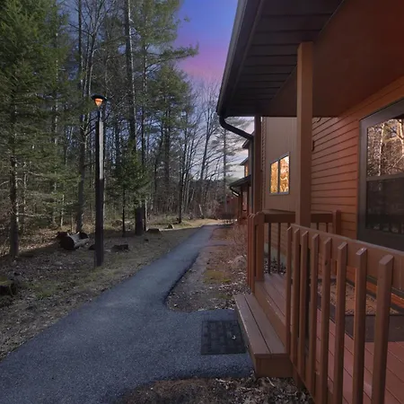 Uncas 16N - Spacious & Scenic Townhome Townhouse